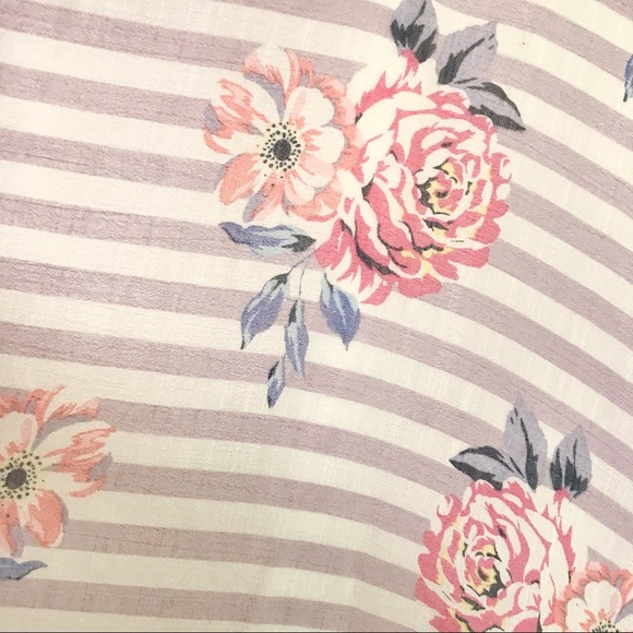 4 for $35 🍄 Candies Floral High Neck Handkerchief Hem Dress - Picture 6 of 12